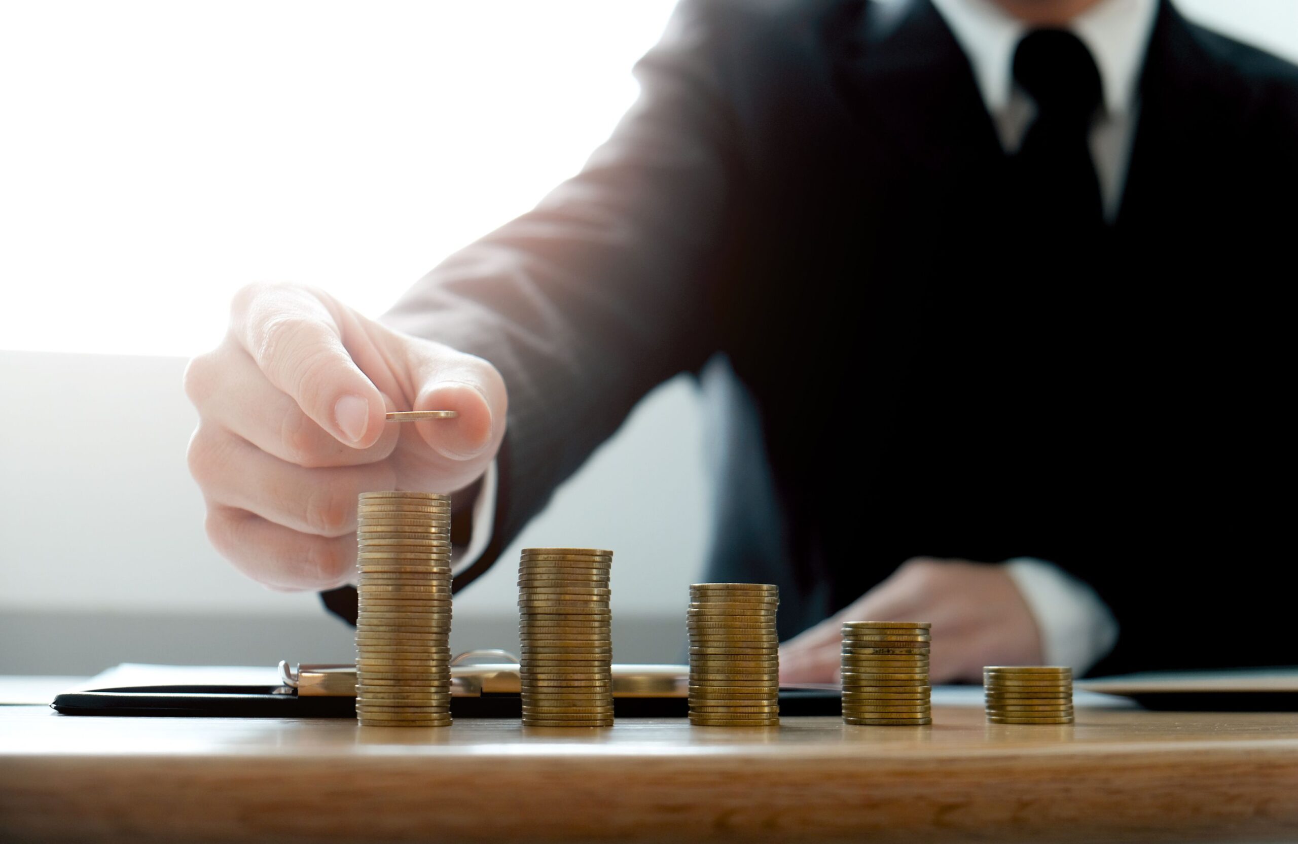 Plan Like a Pro Predict Next Month’s Recurring Revenue with Confidence